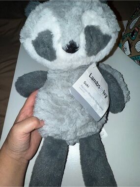 Lambs & Ivy raccoon